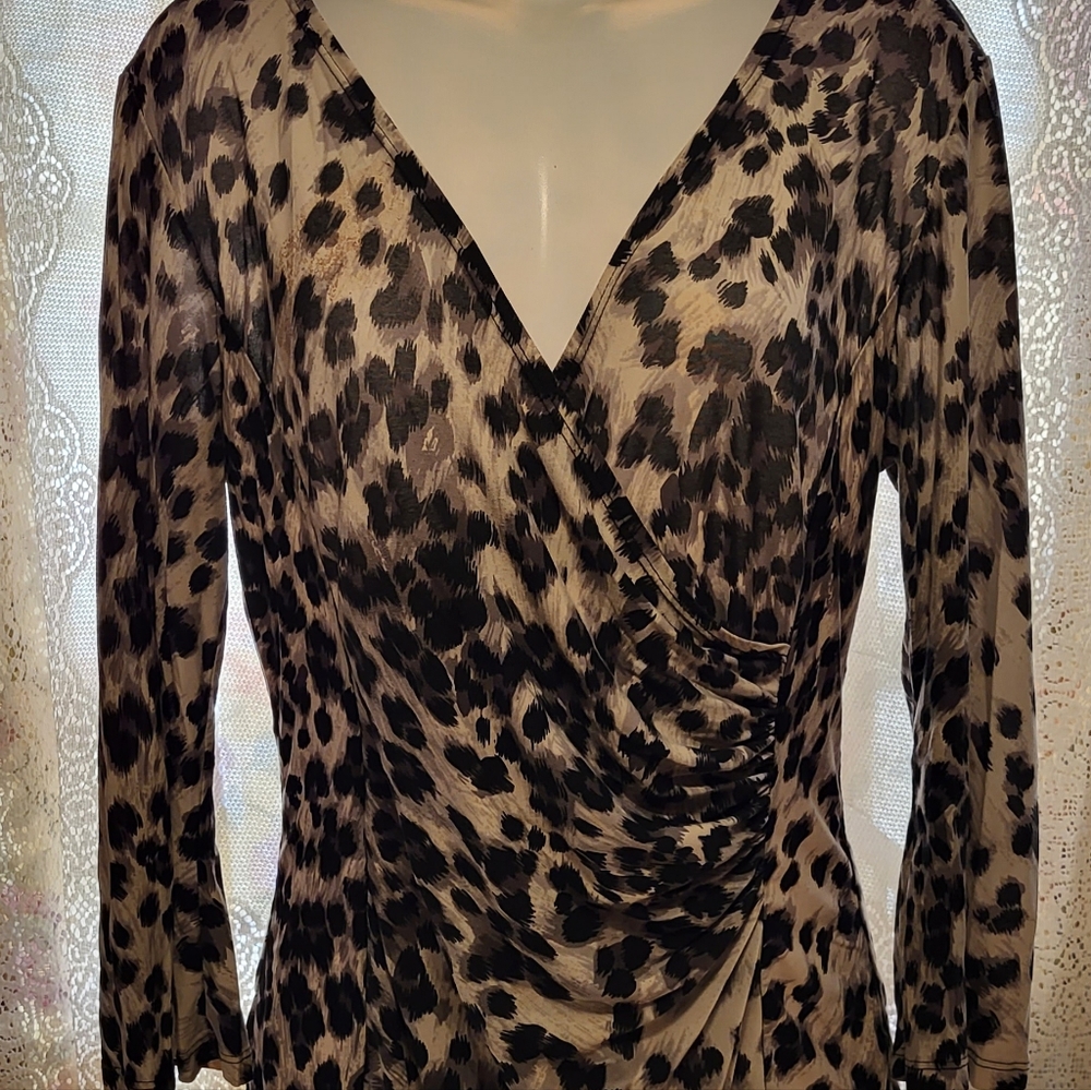 SERE NADE New York Leopard print  top size Med